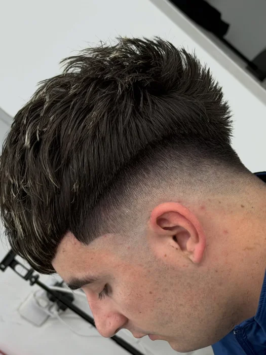 Corte de cabello de Pedrito Barber